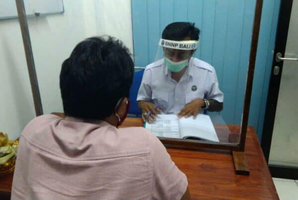 Asesmen dan Pemeriksaan Urine Terhadap Klien Asesmen dan Pemeriksaan Urine Terhadap Klien