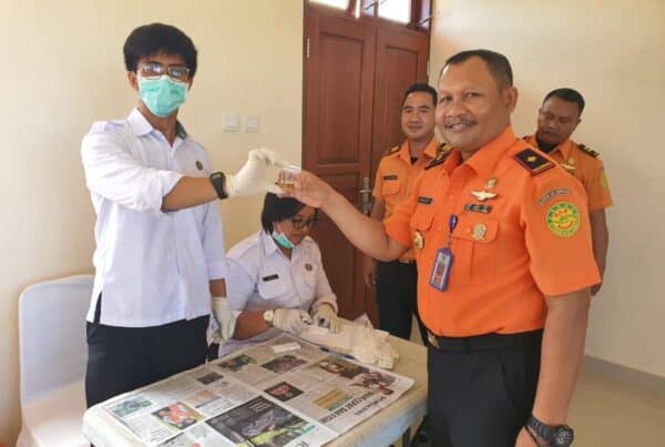 PEMBERDAYAAN MASYARAKAT MELALUI TEST URINE DI LINGKUNGAN PEMERINTAH PEMBERDAYAAN MASYARAKAT MELALUI TEST URINE DI LINGKUNGAN PEMERINTAH
