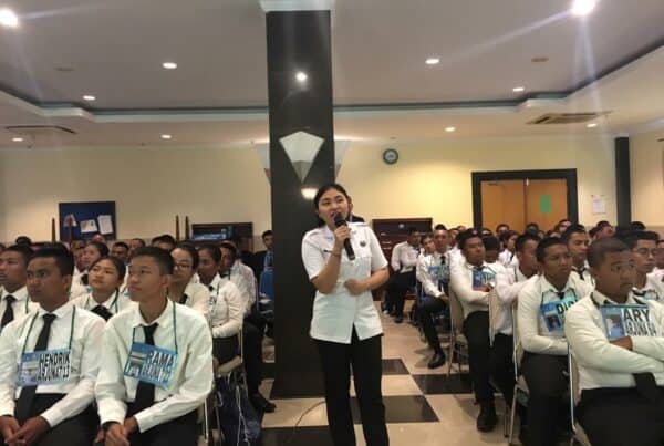 Sosialisasi Bahaya Narkoba dalam Rangka Pembinaan Sikap Dasar Profesi bagi Mahasiswa STPBI Bali