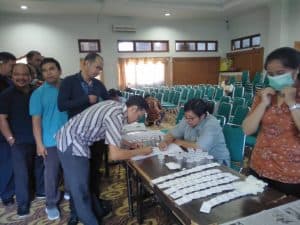 Test Urine Pada Institut Hindu Dharma Negeri (IHDN) Denpasar Bali
