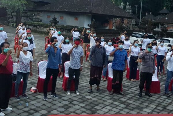 Narasumber kegiatan sosialisasi pada karang taruna taruni ( generaai muda) desa belayu marga kabupaten Tabanan
