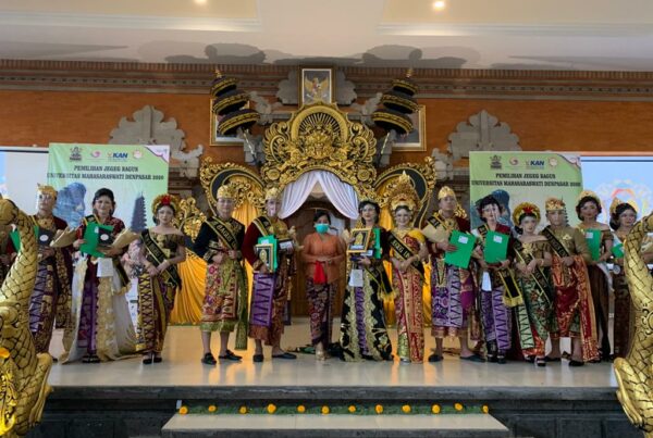 Kasi Pencegahan BNNP Bali hadir sebagai juri dalam ajang pemilihan Duta Anti Narkoba dan Kesehatan pada acara audisi Jegeg Bagus Mahasaraswati 2020