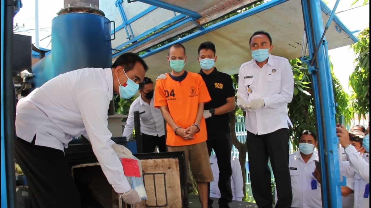 PEMUSNAHAN BARANG BUKTI NARKOTIKA JARINGAN MEDAN DAN MALAYSIA