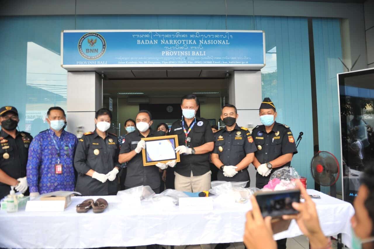 Apresiasi Kepala BNN Provinsi Bali Kepada Bidang Pemberantasan BNNP Bali Konsep Otomatis