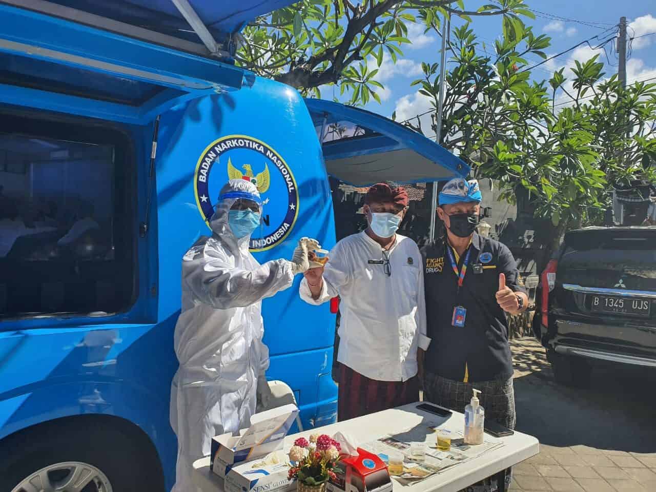 PEMBERDAYAAN MASYARAKAT MELALUI TEST URINE (DETEKSI DINI) DI LINGKUNGAN DESA PEMOGAN Konsep Otomatis