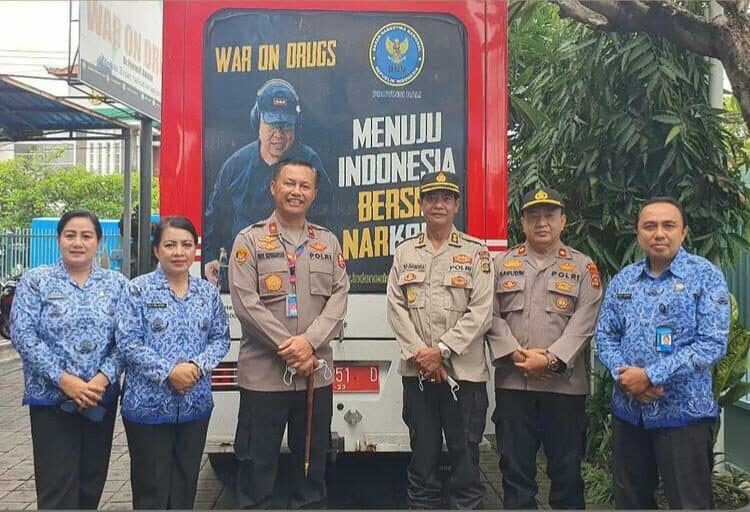 Pelaksanaan Swab Antigen terhadap seluruh personel BNNP Bali Konsep Otomatis