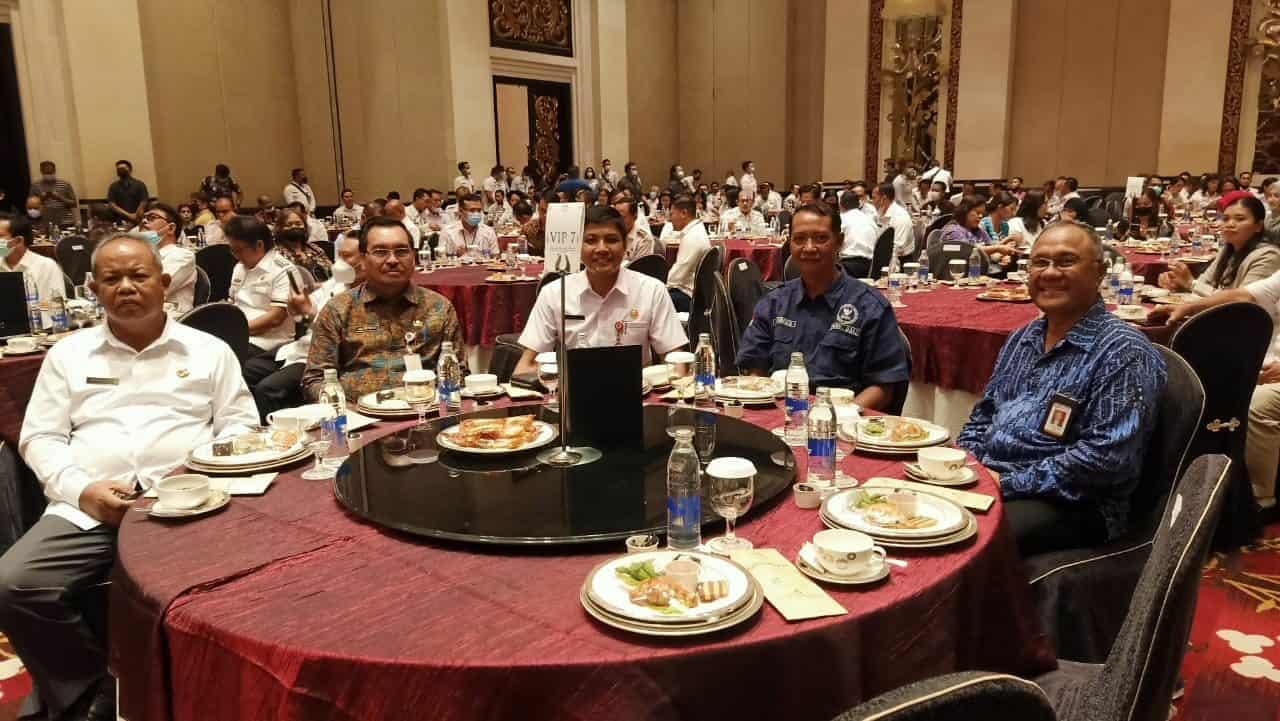 Undangan Serah Terima Jabatan Kepala Kantor Wilayah Kementerian Hukum dan HAM Bali Konsep Otomatis