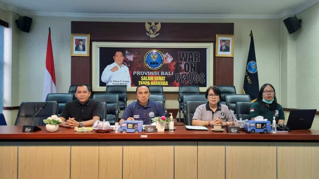 Rapat Pengolahan Data Pengukuran Kepuasan Penerima Layanan Rehabilitasi Semester II Konsep Otomatis