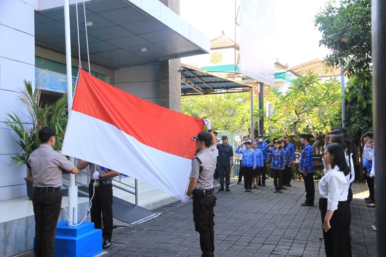 Upacara Memperingati Hari Pahlawan ke 77 Tahun untuk BNNP Bali Konsep Otomatis