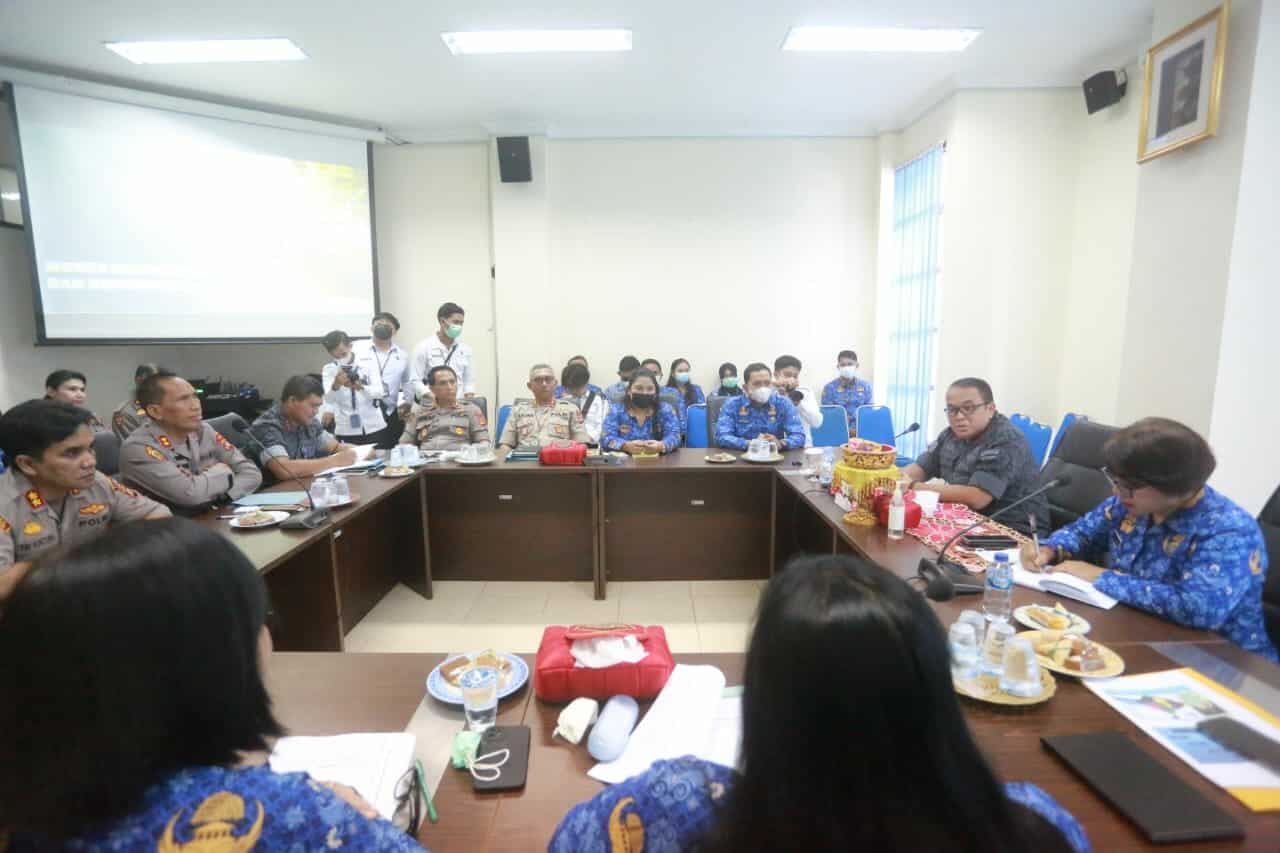 Monitoring & Evaluasi Pelaksanaan Anggaran Tahun 2022 dan Rencana Kinerja Tahun 2023 Konsep Otomatis