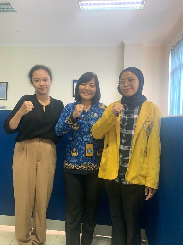 Kunjungan mahasiswa untuk wawancara terkait "Analisis Strategi Komunikasi BNNP Bali dalam mewujudkan Desa Pemogan Desa Bersinar" Konsep Otomatis